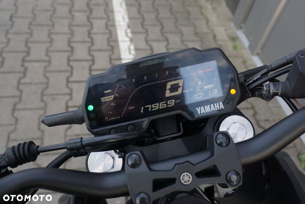 Yamaha MT - 16