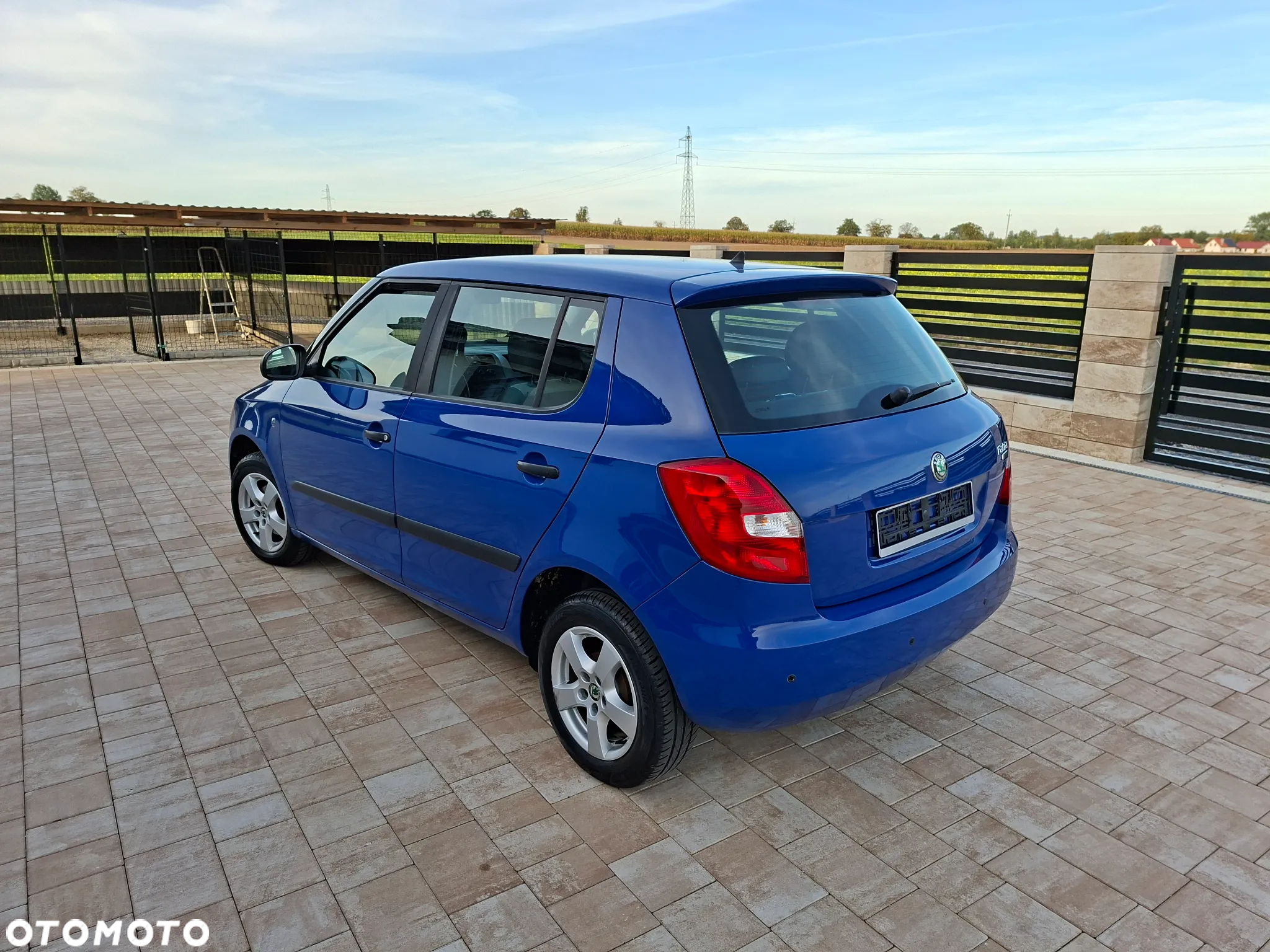 Skoda Fabia 1.2 HTP Ambiente - 4