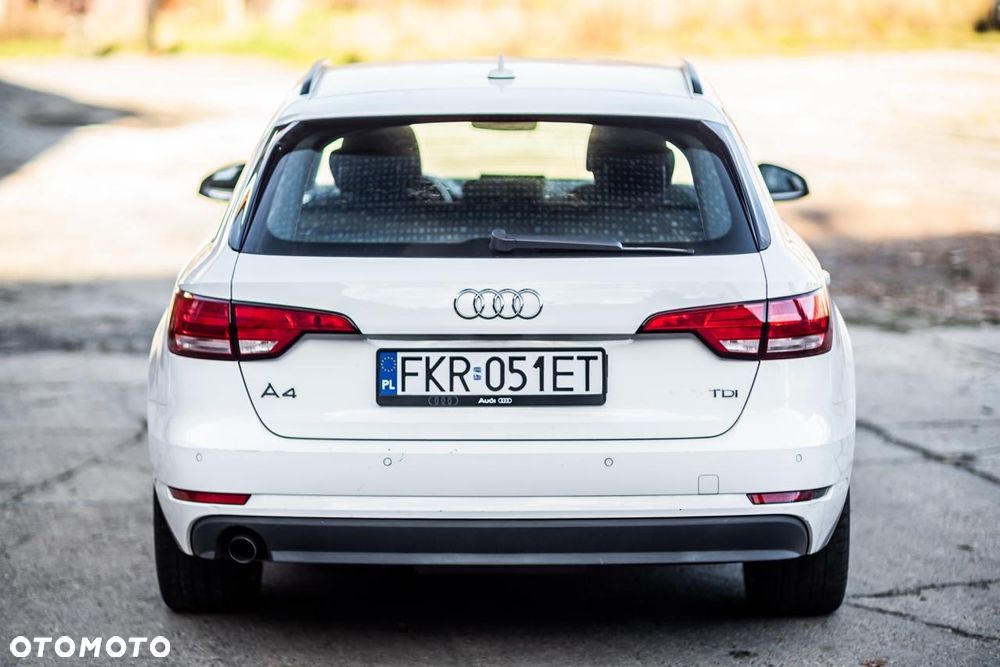 Audi A4 Avant 2.0 TDI S tronic - 16