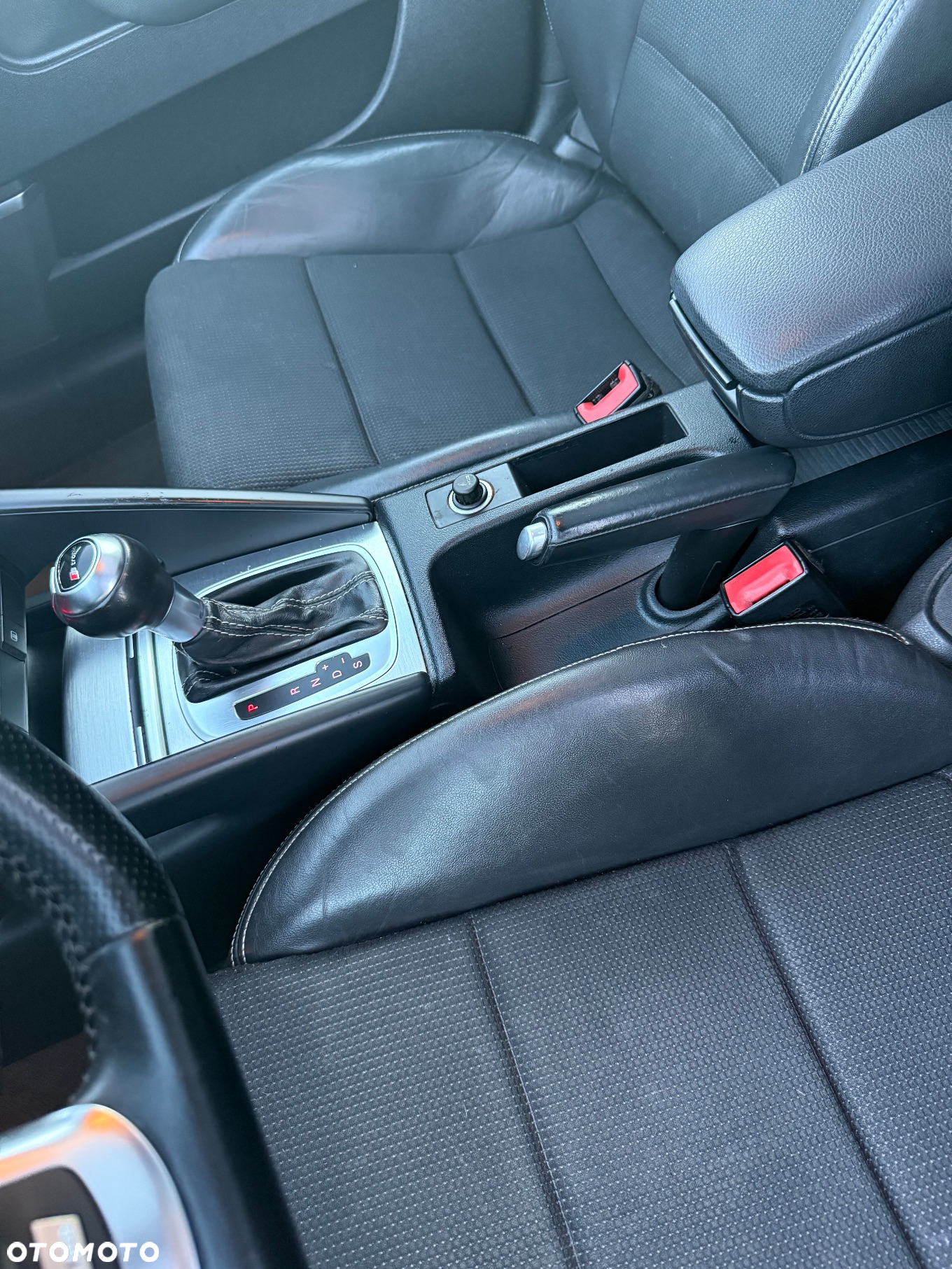Audi A3 2.0 TDI Sportback DPF S tronic S line Sportpaket - 17