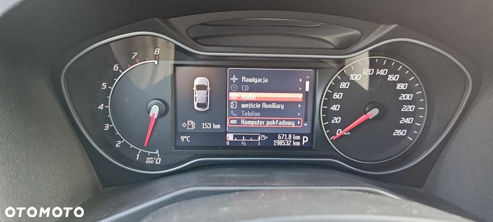 Ford Mondeo 2.0 EcoBoost Titanium - 13