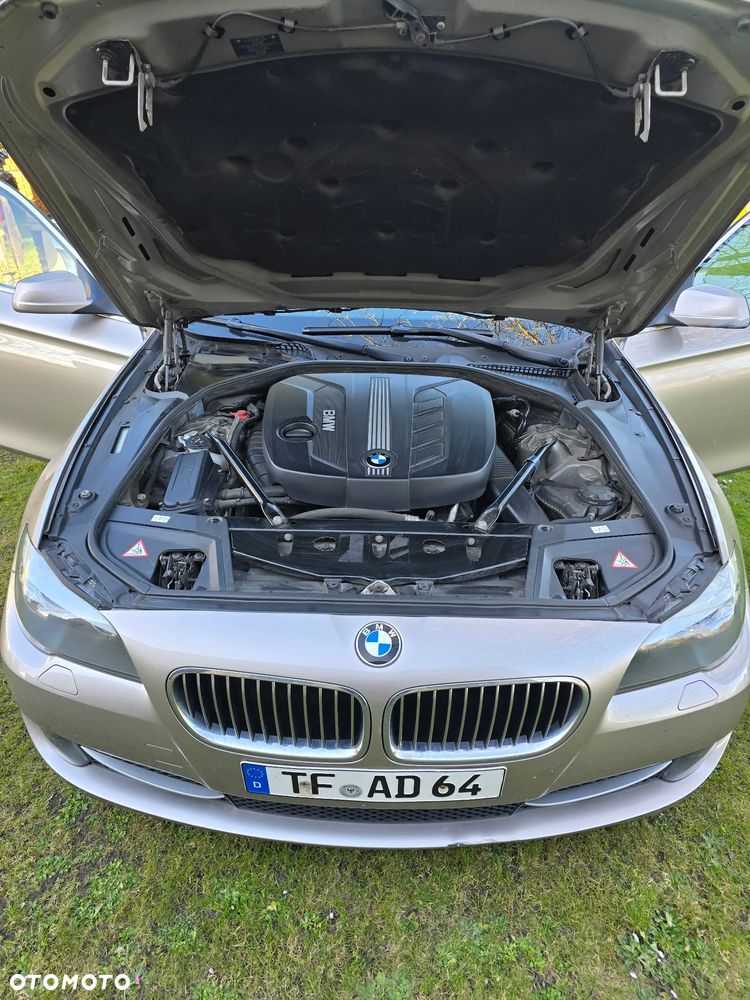 BMW Seria 5 520d - 19