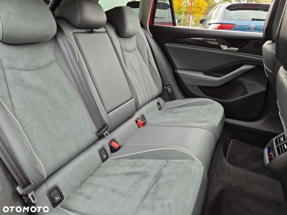 Volkswagen Passat 2.0 TDI EVO Business DSG - 17