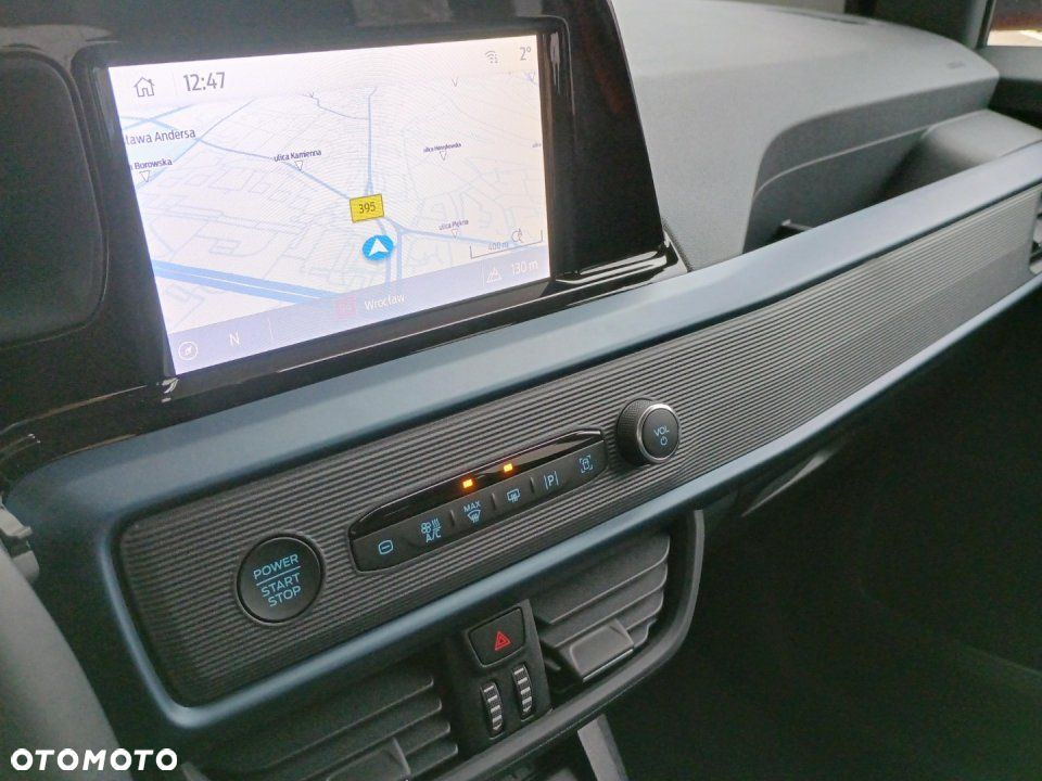 Ford Tourneo Courier - 16