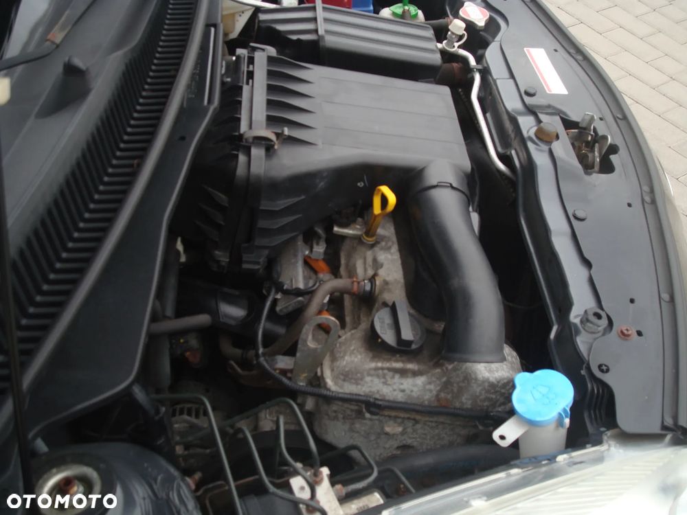 Nissan Pixo 1.0 more - 32