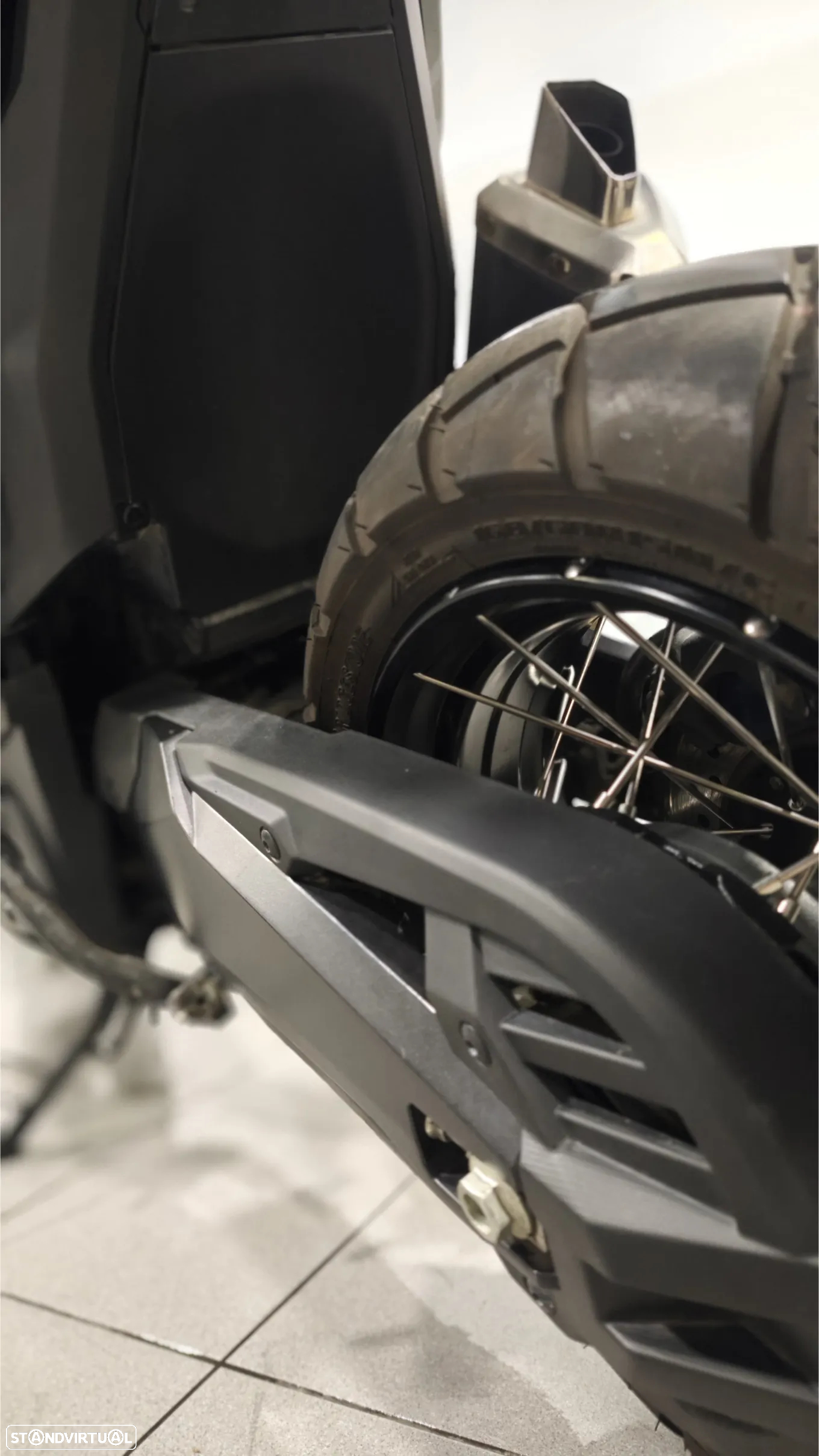 Honda X-ADV 750 - 12