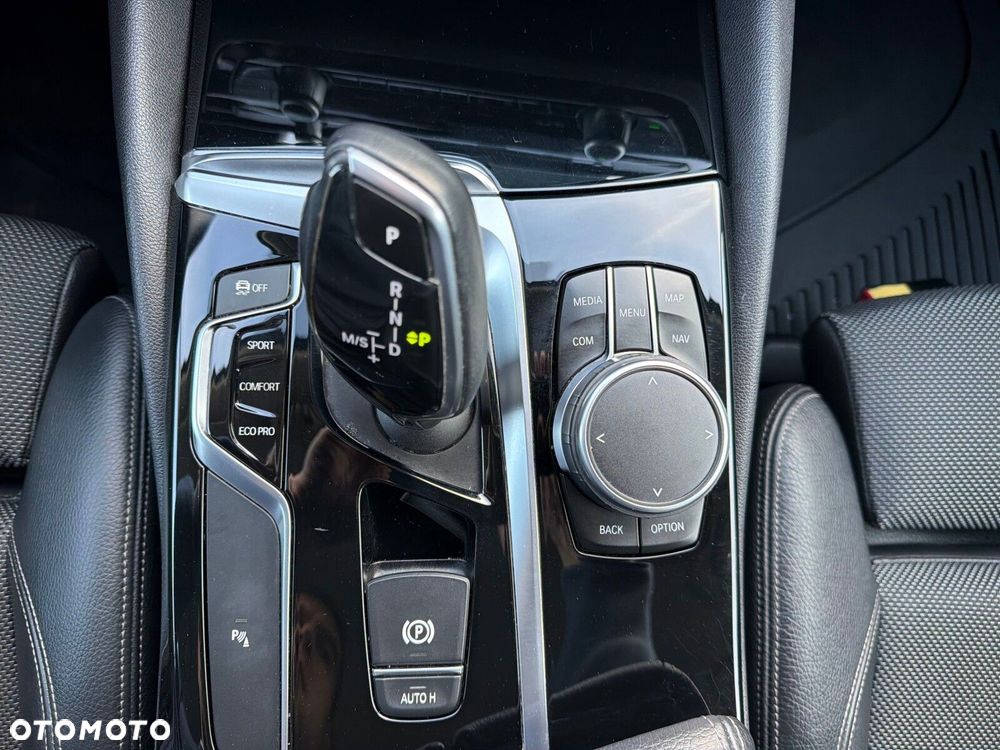 BMW Seria 5 - 26