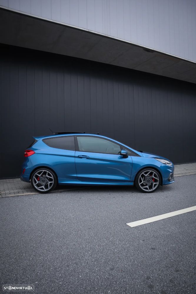 Ford Fiesta 1.5 EcoBoost S&S ST X - 4