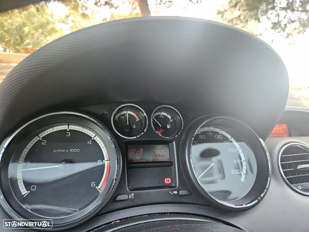 Peugeot 308 SW 1.6 HDi Premium CVM6 - 14