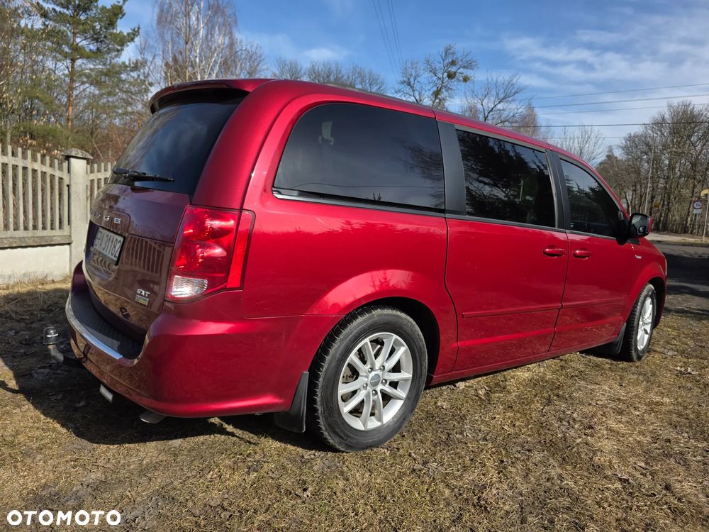 Dodge Grand Caravan - 7