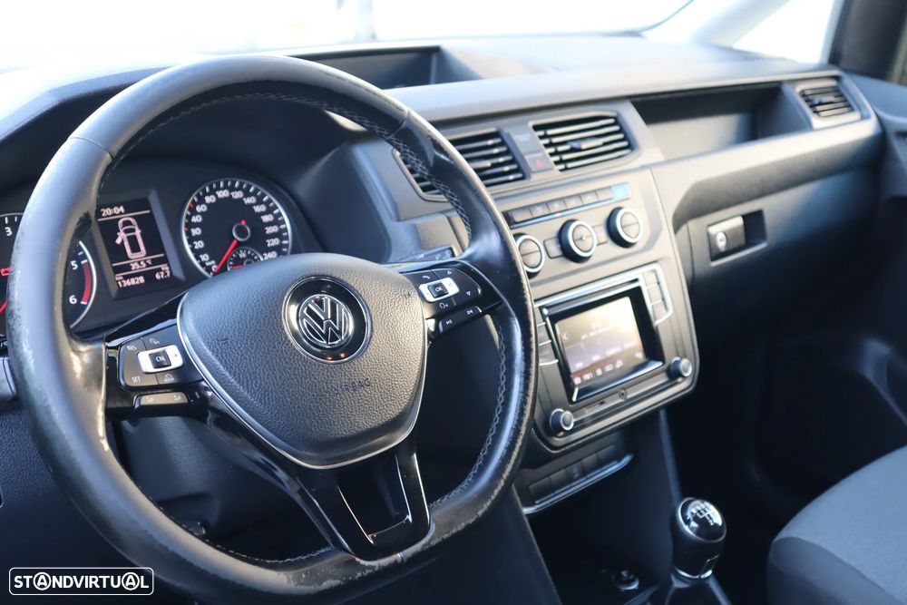 VW Caddy - 19