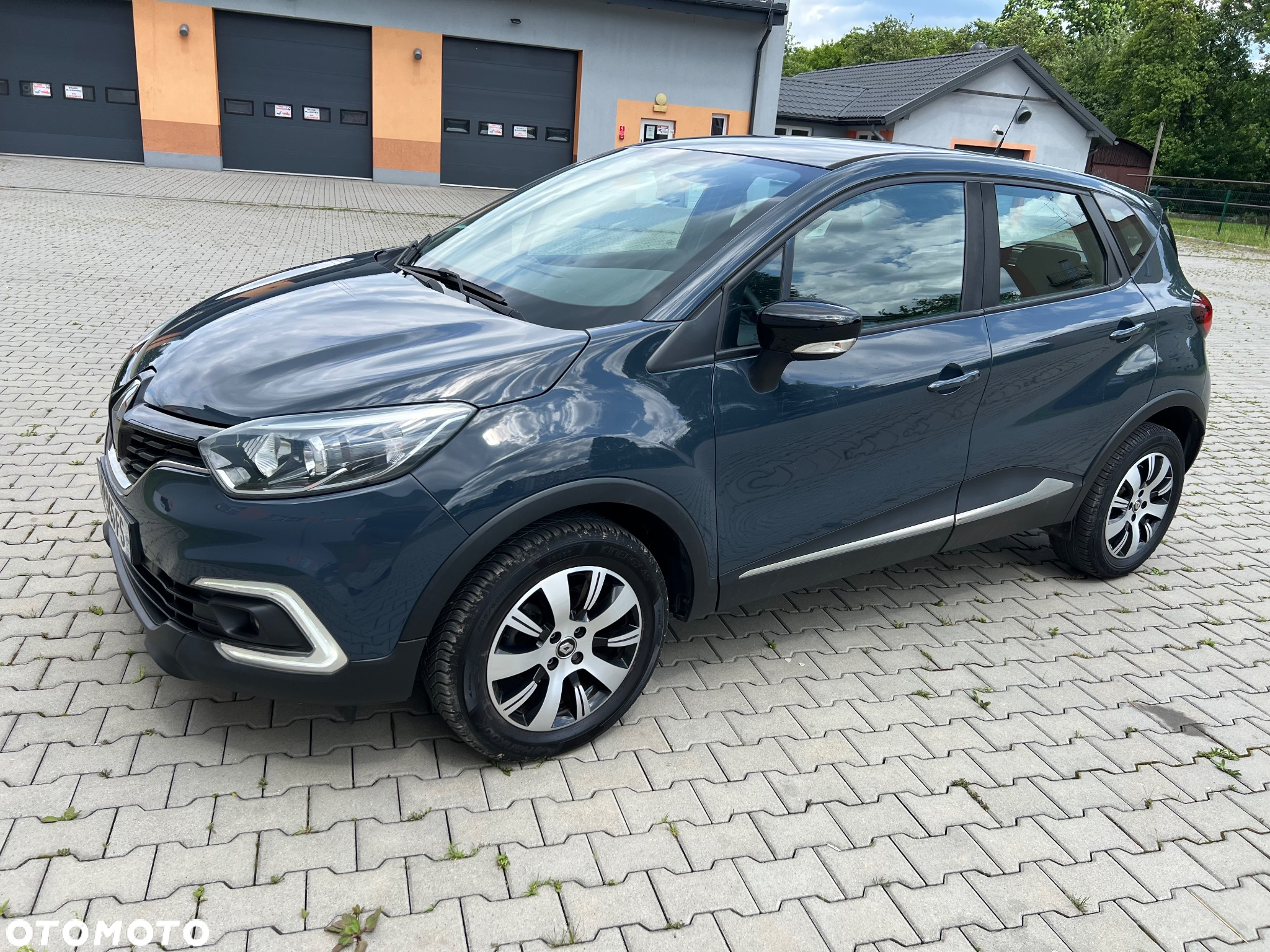 Renault Captur (ENERGY) TCe 90 INTENS - 10