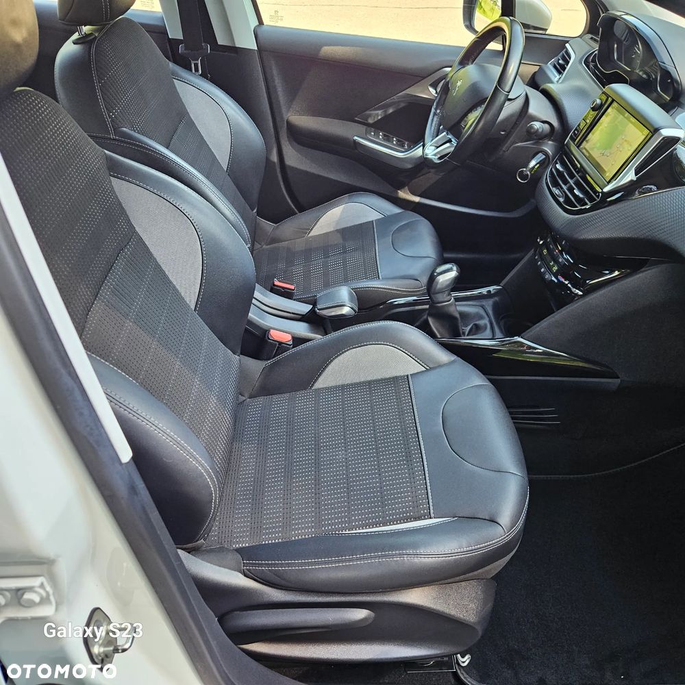 Peugeot 2008 PureTech 110 Stop&Start Urban Move - 31