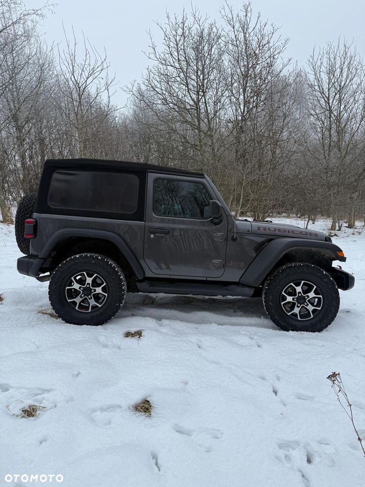 Jeep Wrangler - 5