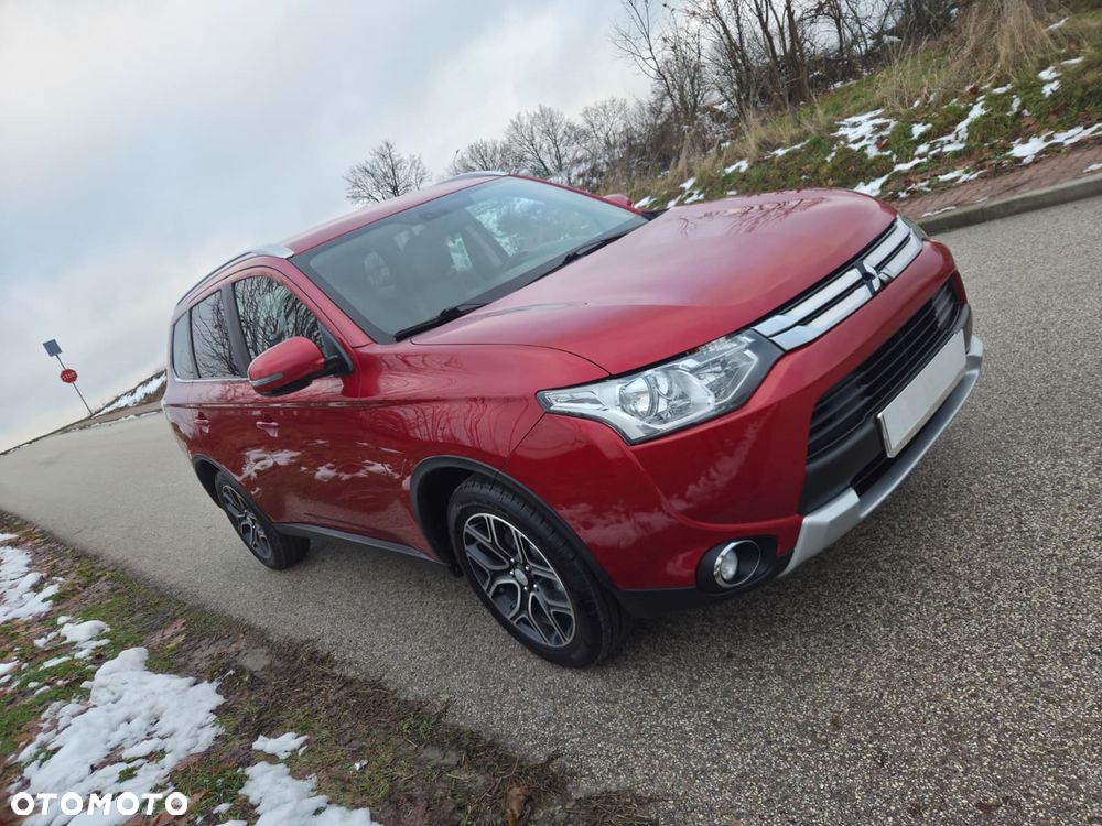 Mitsubishi Outlander 2.2 DI-D 4WD Top - 2