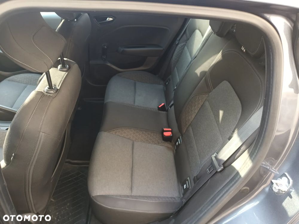 Renault Clio TCe 100 BUSINESS EDITION - 19