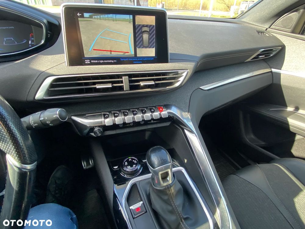 Peugeot 3008 1.5 BlueHDi GT S&S - 27