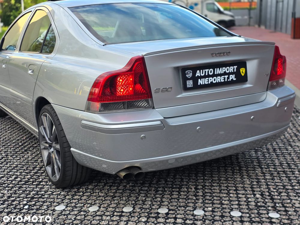 Volvo S60 2.4 T5 Summum - 19