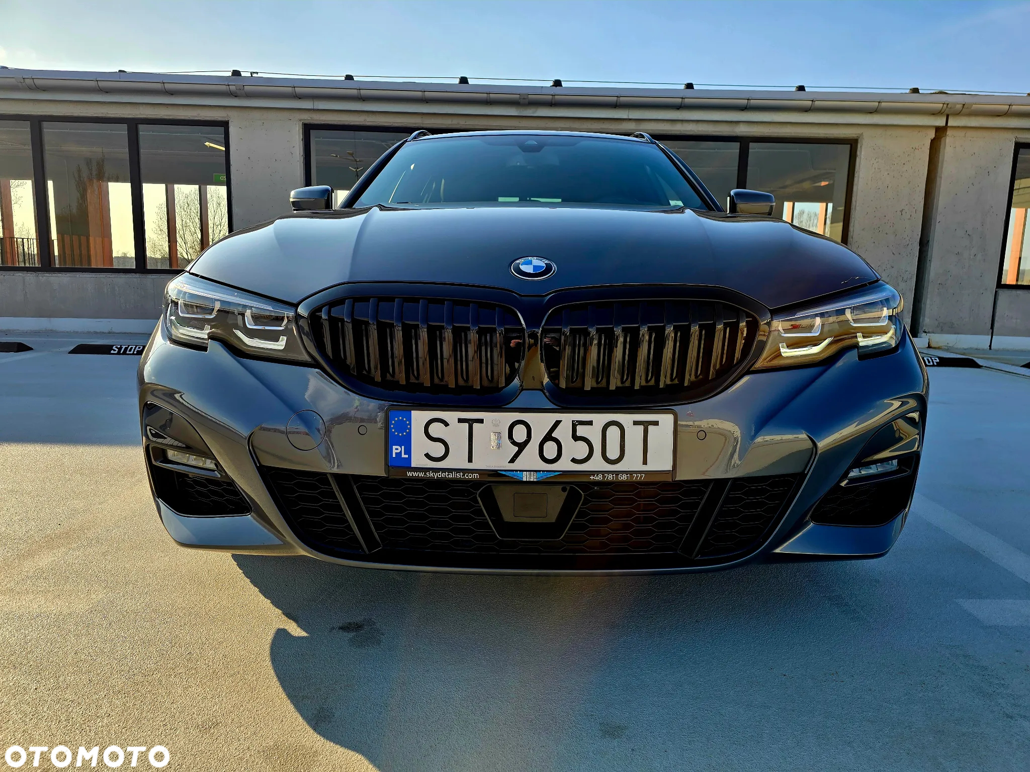 BMW Seria 3 330i xDrive M Sport sport - 3