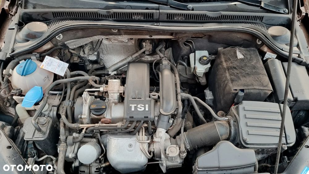 Volkswagen Jetta 1.2 TSI BlueMotion Technology Comfortline - 33