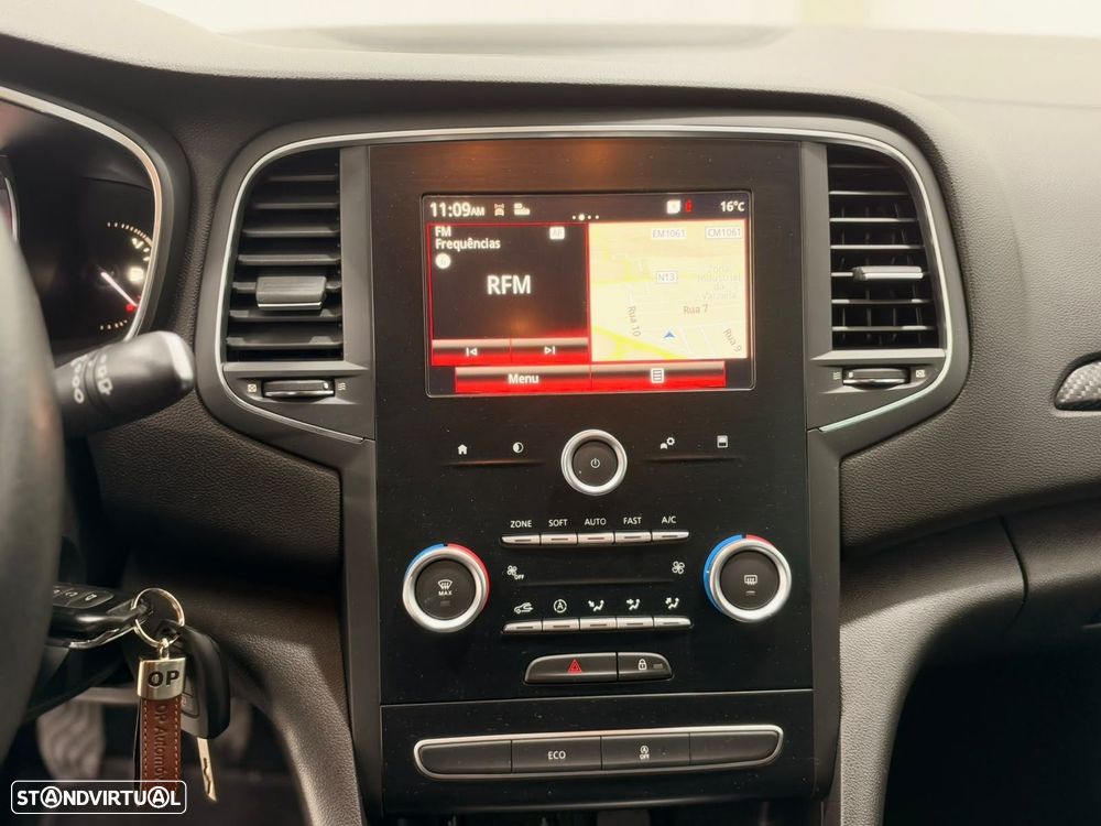 Renault Mégane 1.5 dCi Confort SS - 9