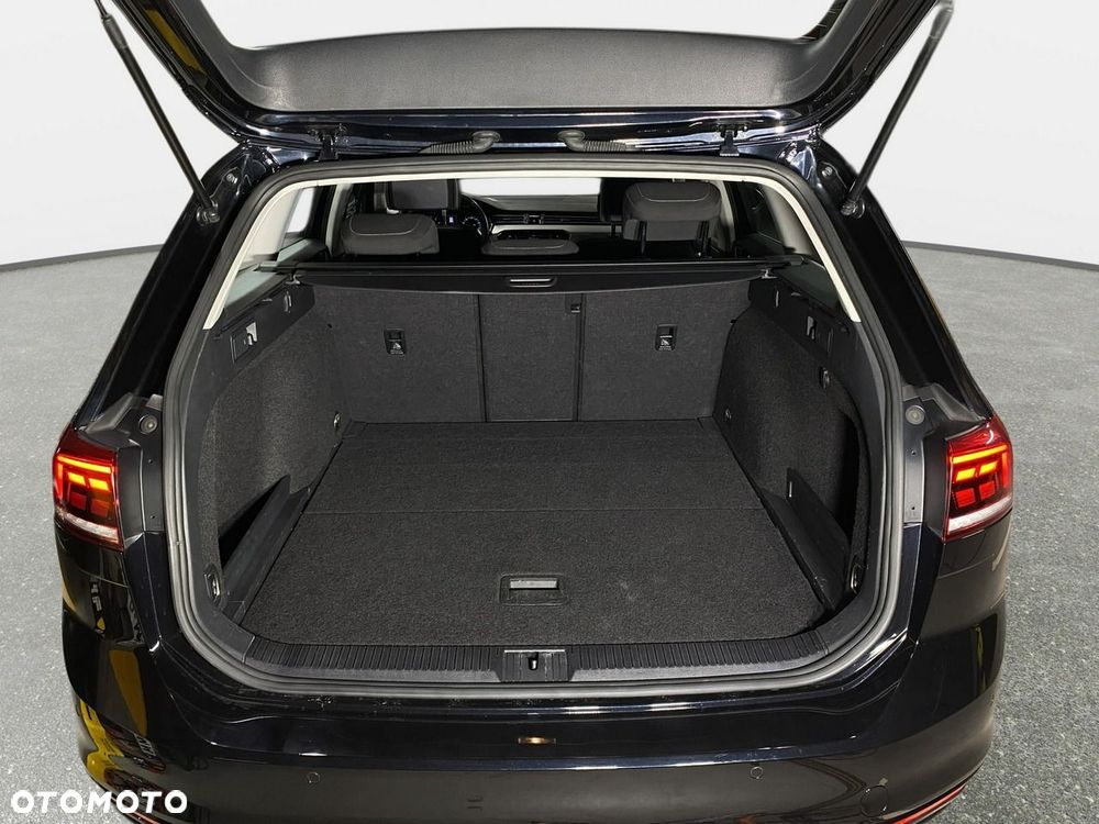 Volkswagen Passat Variant - 20