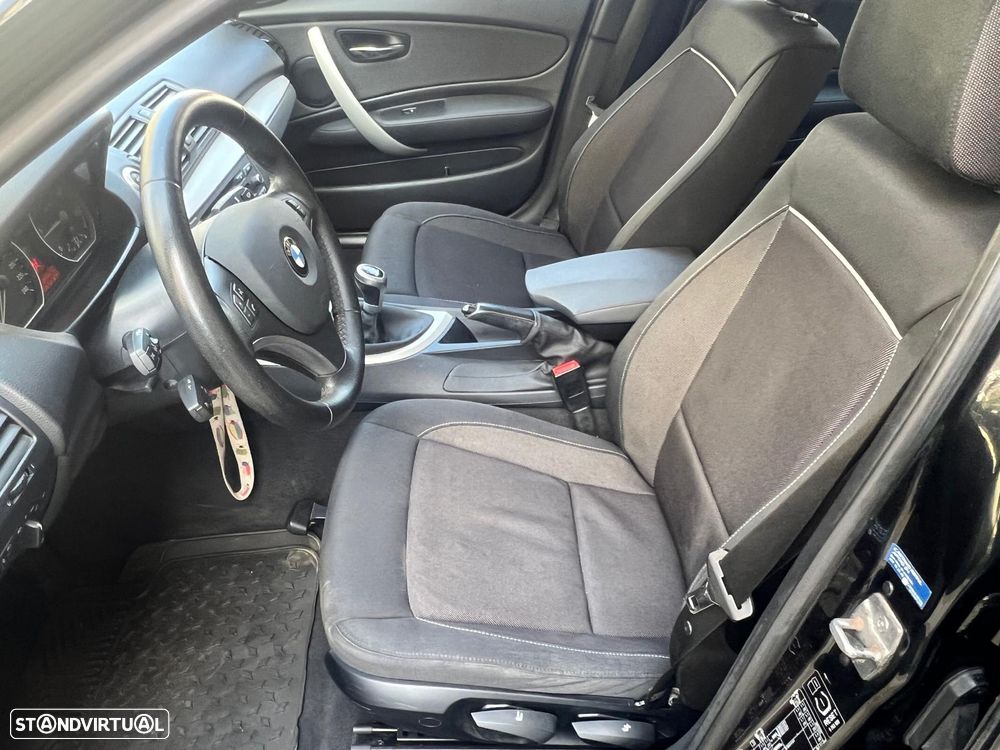 BMW 116 d Line Urban - 17