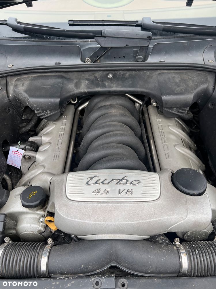 Porsche Cayenne - 38