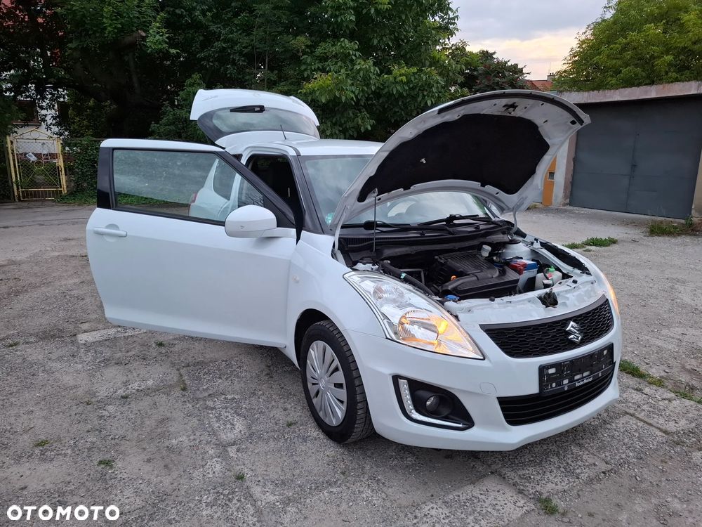 Suzuki Swift 1.2 BlackWhite - 24
