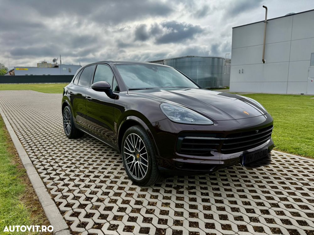 Porsche Cayenne - 2