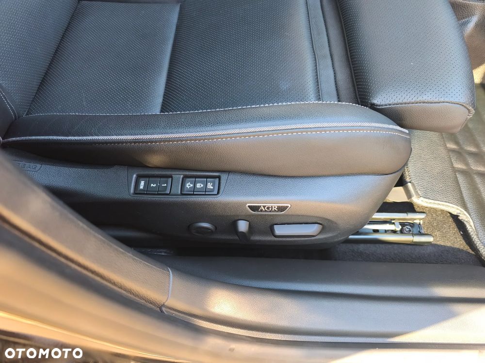 Opel Insignia 2.0 BiTurbo D 4x4 Automatik Exclusive - 34