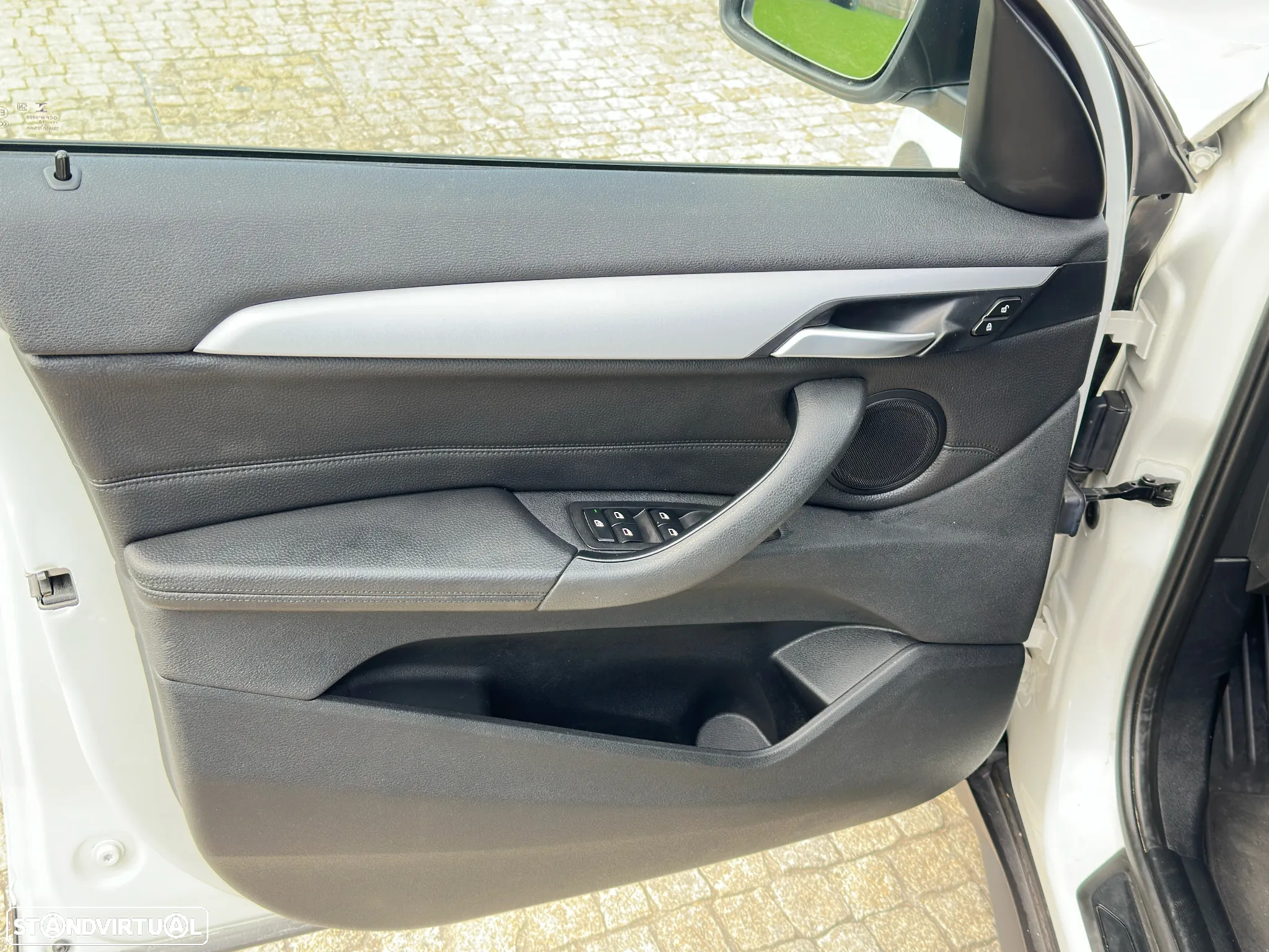 BMW X1 16 d sDrive Auto - 4