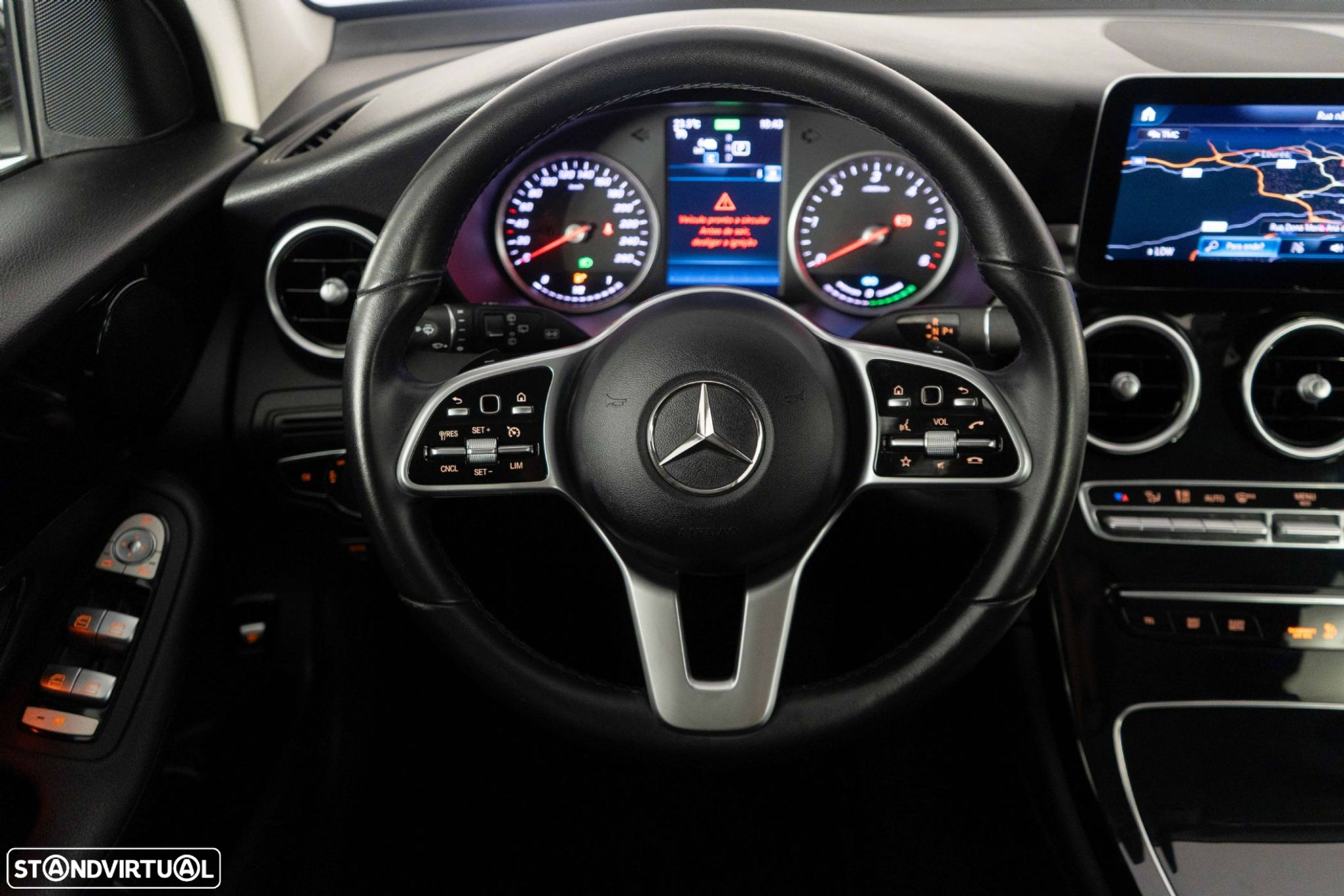 Mercedes-Benz GLC 300 - 27