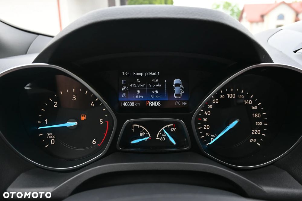 Ford Kuga 2.0 TDCi 4x4 ST-Line - 38