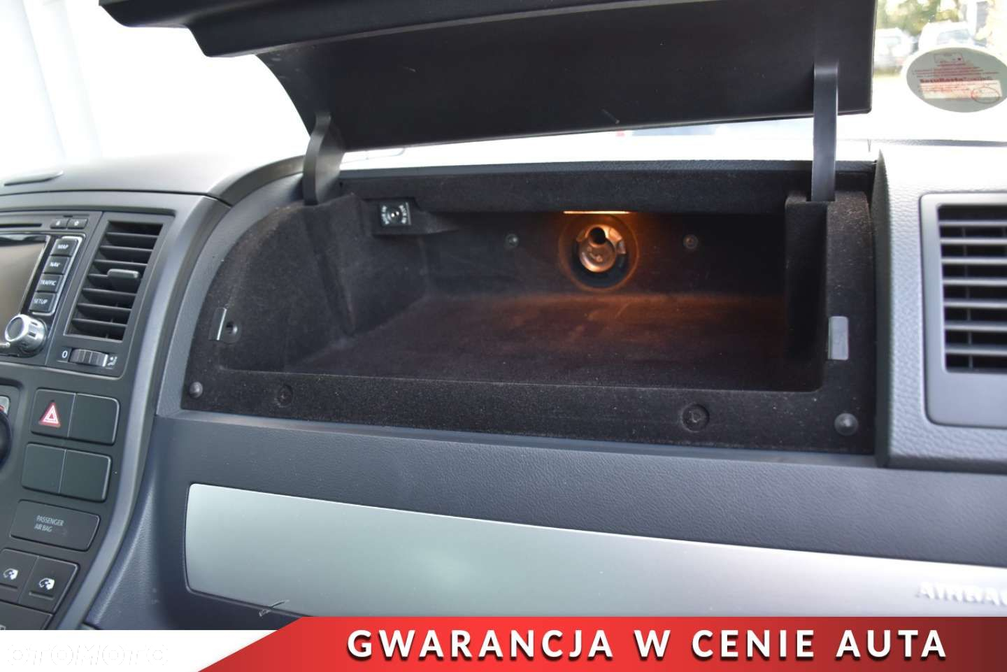 Volkswagen Multivan - 20