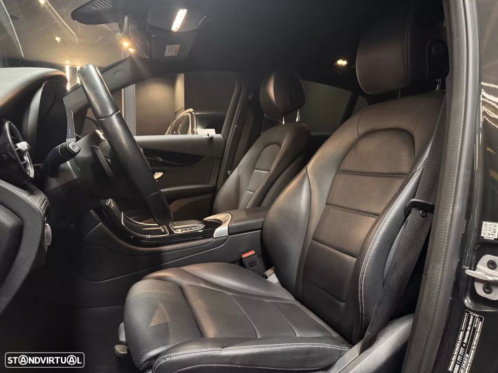 Mercedes-Benz GLC 300 de Coupe 4Matic - 22