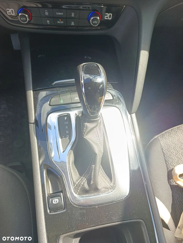 Opel Insignia 1.5 T Enjoy S&S - 26