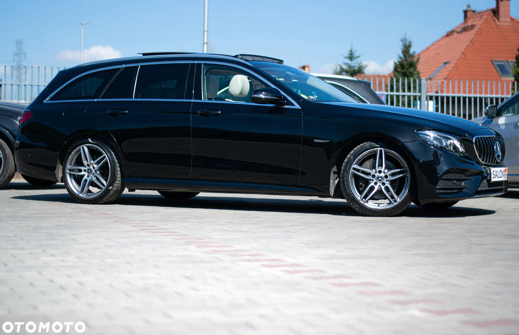 Mercedes-Benz Klasa E 220 d T 9G-TRONIC AMG Line - 5