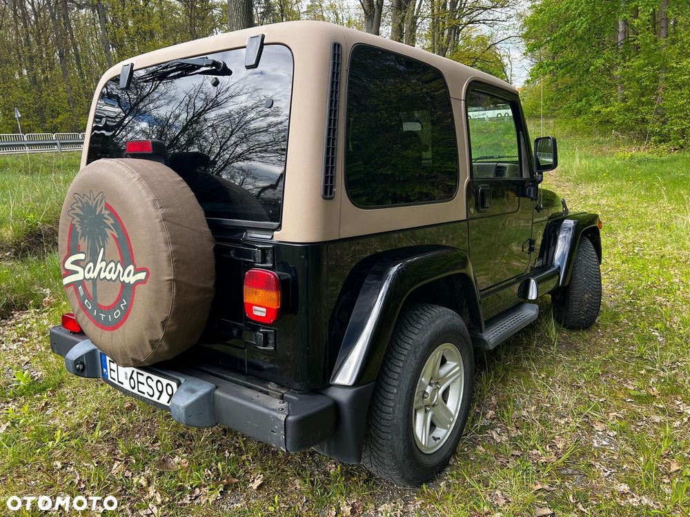 Jeep Wrangler 4.0 Sport - 8