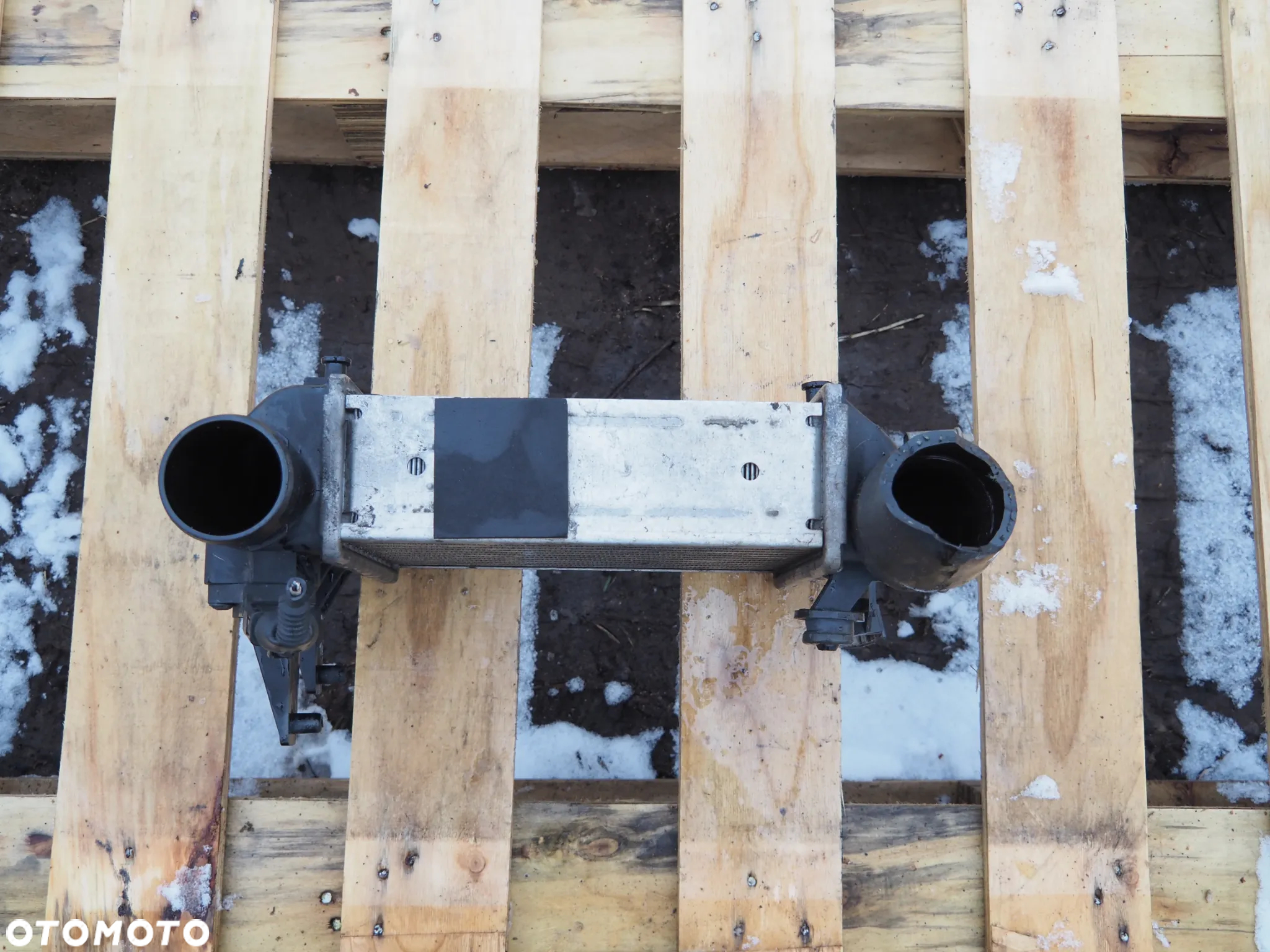 Chłodnica powietrza intercooler Audi A4 B6 1.8T 8E0145805N - 2
