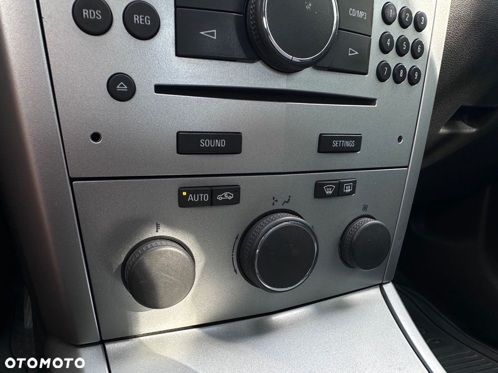 Opel Astra 1.6 Edition - 15