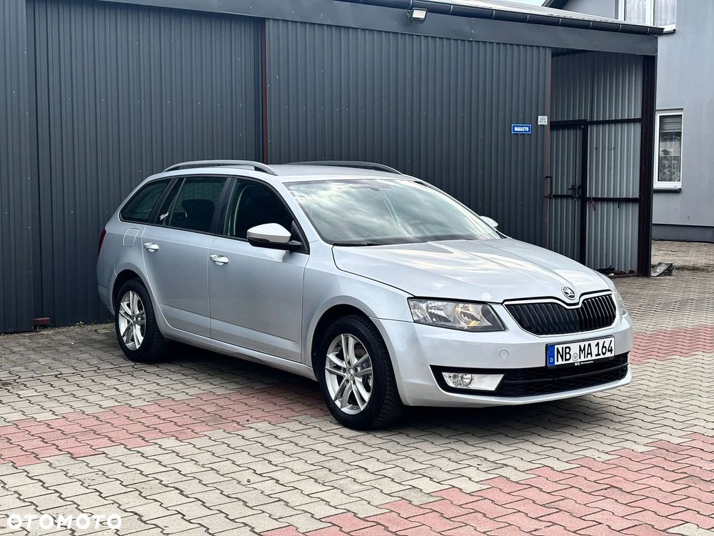Skoda Octavia 1.6 TDI Ambiente - 5