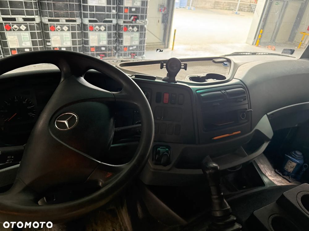 Mercedes-Benz AXOR - 12