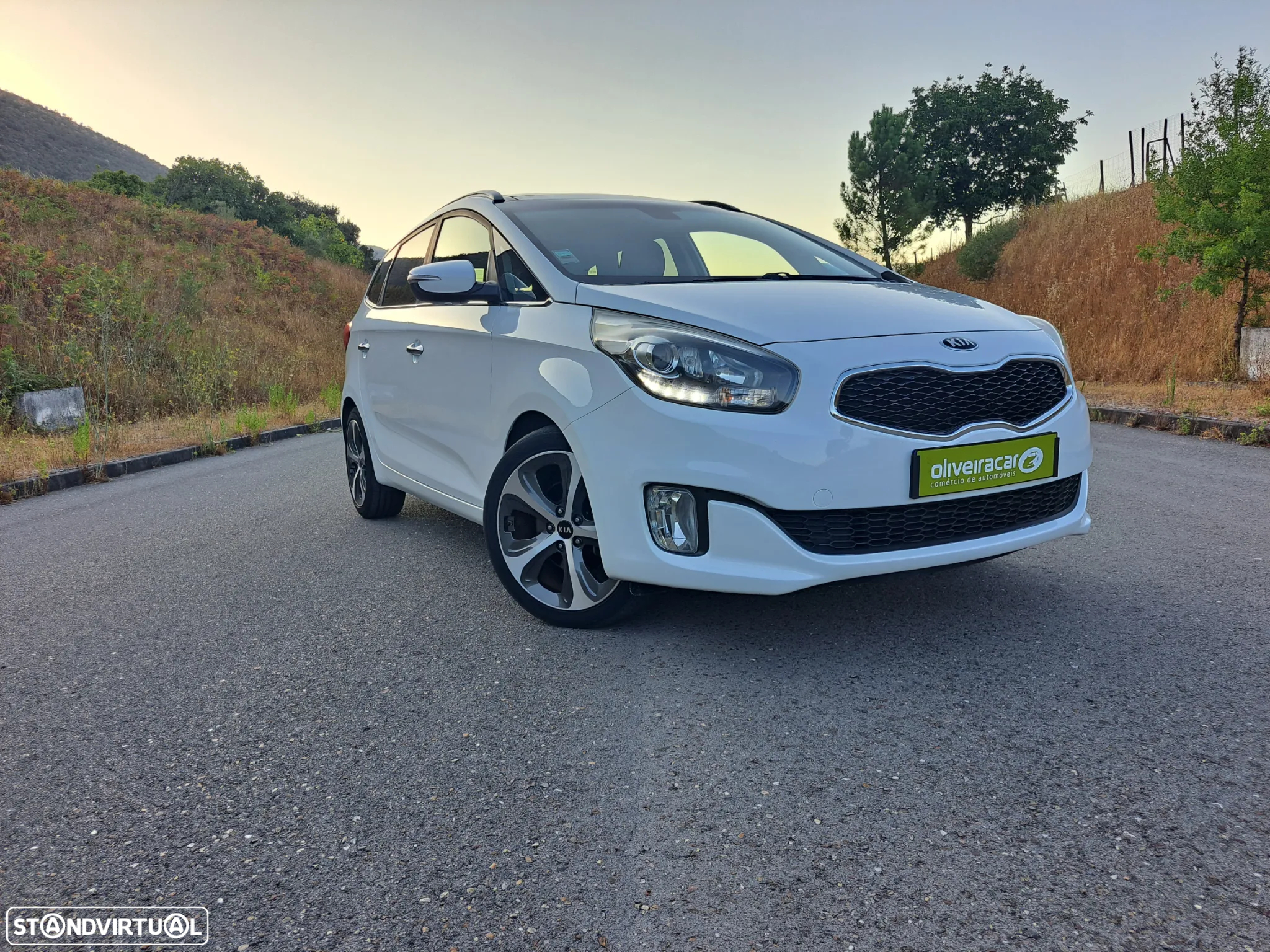 Kia Carens 1.7 CRDi ISG TX - 13