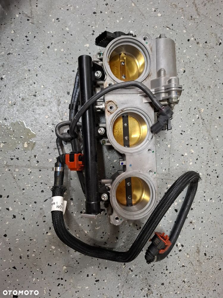 Triumph Speed Triple 1200 RS RR przepustnice wtryski - 1