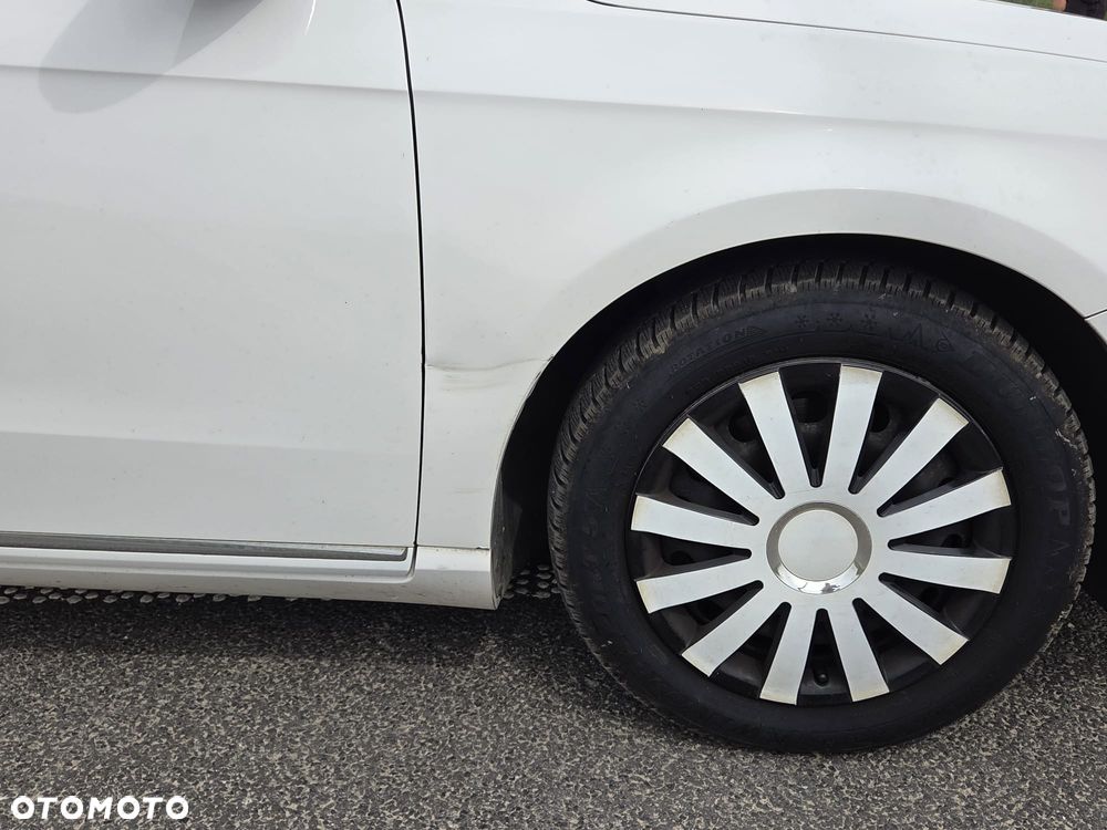 Volkswagen Passat 2.0 TDI Comfortline - 10