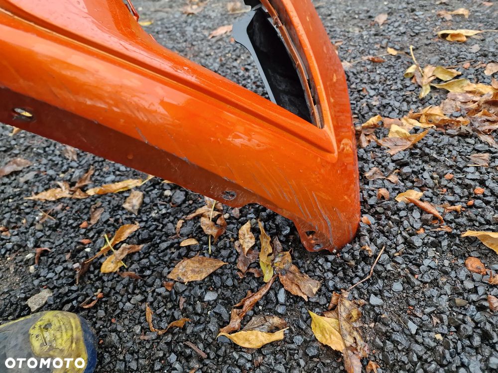 Zderzak  przód  Renault  Clio  V - 6