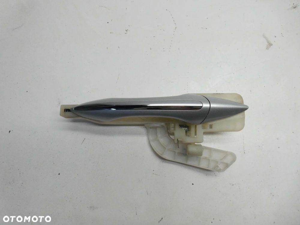 KLAMKA ZEWNĘTRZNA DRZWI HYUNDAI I40 LIFT LEWA TYLNA CHROM