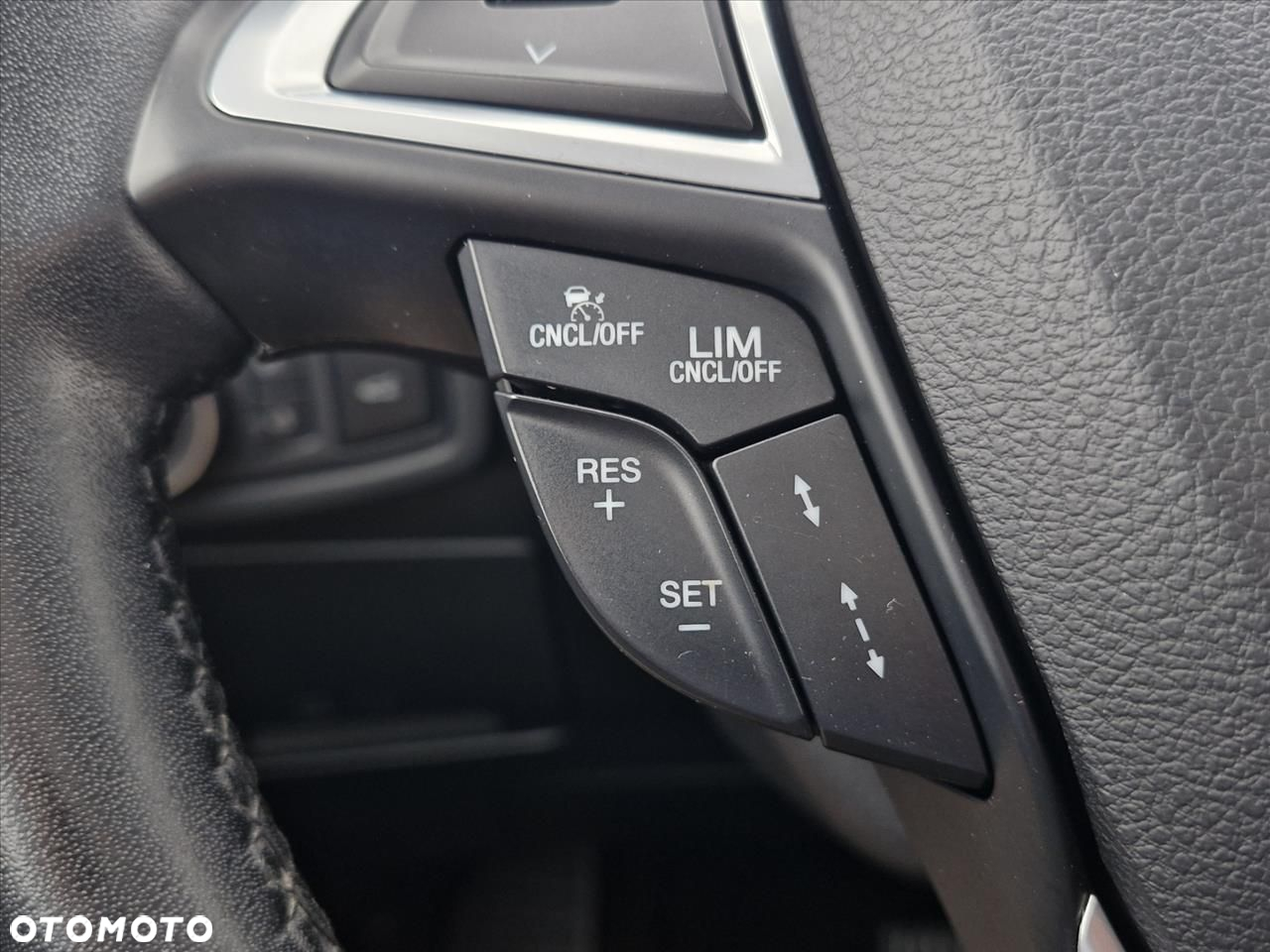 Ford S-Max 2.0 EcoBlue Titanium - 19