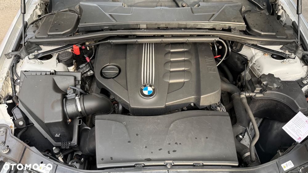 BMW Seria 3 320d DPF - 37
